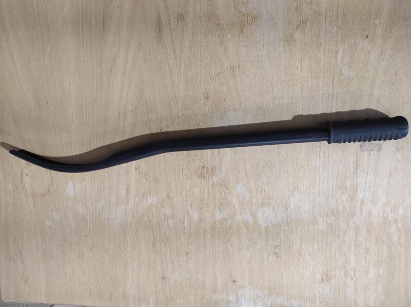 Metāla kobra ar izliekumu 70cm , 20mm un 25mm